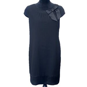 H&M Black Cap Sleeve Shift Dress with Grosgrain Bow Detail Size 8 LBD